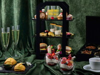 【THE BAR】平日限定価格　クリスマスアフタヌーンティー（17:30～19:00）