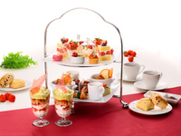 【平日・ティータイム】ミニデザート付・乾杯ドリンク特典★ポム・ダダン アフタヌーンティー ～苺を味わう甘美なひととき～（1/8～2/28）