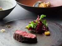 [Official reservation benefits: Includes a champagne toast] Monthly changing dinner course with 7 dishes