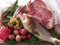 [Luxury Dinner] A Satoyama course of 8 dishes featuring seasonal ingredients, including seared domestic beef sirloin with a monthly theme and seafood delivered directly from Toyosu