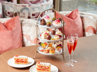 ☆お席お任せ☆ストロベリーAFTERNOON  TEA（12/26〜2/5）