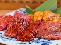 [Today's Yakiniku Only Set - Part 1] Today is meat day! We have prepared a set to enjoy on such a day. We have prepared 8 carefully selected pieces of yakiniku! You can choose the ratio of salt and sauce seasoning.