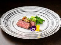 [Koume] A luxurious course including wild giant shrimp, Ezo abalone, and Japanese Black beef