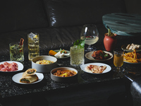 【忘新年会プラン】Year-End & New Year Party Plan（スタンダード＋シグネチャーカクテル4種）＋フード6品