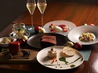 Special Christmas course + toast drink included