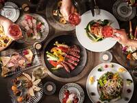 【Yearend&お年玉】人気のラウンジでパーティー／（クラシックコース）2時間飲み放題付き！ 全8品