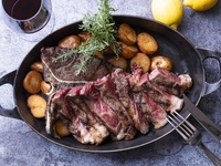 [Lunch & Dinner] T-bone Stake
