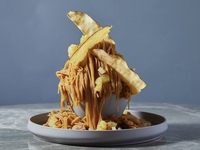 Bring your pet! [Spicy Sweet Potato Mont Blanc Parfait]