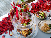 【含午餐及90分鐘暢飲】奢華阿瑪歐下午茶甜點午餐套餐