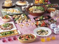 [Tuesday, January 6th - Weekday Lunch Buffet (Adults/No Time Limit)] All-you-can-eat low-temperature cooked roast beef and freshly fried tempura