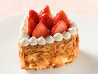 【バレンタインディナー】〈2/1～3/14〉ハート型苺のミルフィーユ＋乾杯シャンパン（モエ・エ・シャンドン）