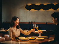 【★直前割20%OFF★Xmas2025】窓側2列目席確約！グラスシャンパン付クリスマスディナー