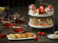 【Weekends】Strawberry Afternoon Tea