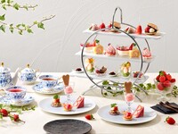 和洋のいちごのアフタヌーンティーセット  スパークリングワイン付き