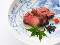 〈平日個室〉松阪牛とズワイ蟹、海鮮御飯を堪能！昼懐石