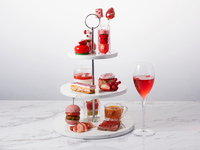 アフタヌーンティー"苺尽くし 2026"★平日割引価格★