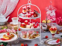 《12/26限定★スペシャルセール1000円OFF》【11：00入店平日】3時間カフェフリー「窓席deアフタヌーンティー 」真っ赤な苺づくしのスイーツ3段スタンド