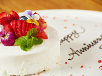 ホールケーキ付★Rコース★人気の肉寿司に熟成肉をしっかり楽しみたい方におすすめ