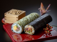 日本料理 京都つる家×鉄板焼那古亭　恵方巻き（2本セット）お渡し日：2/1(日)2/2(月)2/3(火)