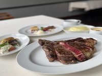 [Lunch] 21-day aged Gunma Prefecture Akagi Beef Sirloin Steak Course *Reservations limited to even number of people*