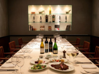 [Private room guaranteed] 21-day aged Akagi beef sirloin steak course + free flow 5-course meal *Limited to even-numbered guests*