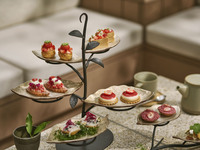 12/26~2/28 [Afternoon Tea + Gym & Pool Access] Strawberry Afternoon Tea