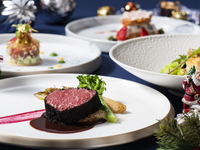 Last minute discount! Christmas lunch course with a glass of champagne