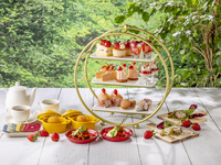 【1月19日～3月19日　平日限定】 ガーデン・ストロベリー・アフタヌーンティー　　