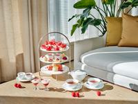 【Tower view seat guaranteed】STRAWBERRY CAVIAR AFTERNOON TEA with a glass of Ruinart Blanc de Blancs