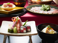 【日付限定★WEB予約】乾杯ドリンク付き　白味噌のお椀やお造り3種など新春ディナー会席