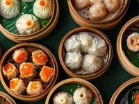 From January 16th (for 3 people or more) 4,500 yen course featuring a tasting comparison of 5 popular dim sum dishes and Chinese cuisine including crab and shrimp (all-you-can-drink included)