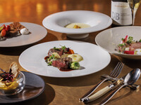 【TS】【新年ランチ 】 オマール海老・米澤豚・ポルチーニ茸を贅沢に楽しむ全5皿 乾杯酒・デザート付