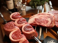 [غداء خلال أيام الأسبوع] تشوراسكو الأصلي + بوفيه كل ما يمكنك تناوله + قسط كل ما يمكنك تناوله من المشروبات