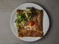 パルフェバンビ付きガレットランチ〜ガレット・コンプレ〜【 ¥5,100円(税別) 】