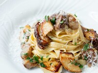 日替わり季節のお任せディナーコース全5品＋乾杯スパークリングワイン付き14,200円→12,000円  1/13-1/23