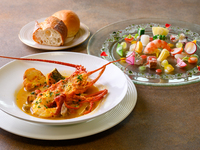 【ブイヤベースコース】伊勢海老と魚介のブイヤベースを堪能いただく全5品・テーブルチェック予約限定選べるワンドリンク付き　2026年4月以降はこちら