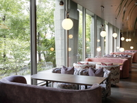 【公式HP限定】3名様以上のご予約で窓側ソファー席確約☆チョコと苺のAFTERNOON  TEA（2/6〜3/18）