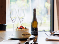 <限二月> 晚餐套餐（4道菜）含香檳祝酒