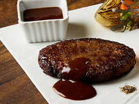 【平日ディナー】牛ハンバーグ（300ｇ)＆ハーフビュッフェ