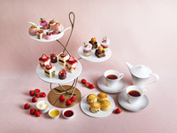 [Weekdays only] JW Strawberry Afternoon Tea with Champagne