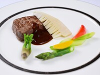 バレンタインペアランチ　フレンチフルコース　乾杯スパークリングワイン付