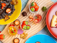 【1月中のご予約限定！】ワンドリンク付き「いちごとチョコのスイーツアトリエ」ブッフェ　¥4900