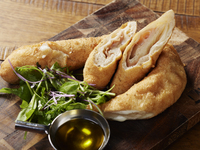 Happy Hour "Early Hour Special Set"