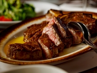 [Limitadong Alok] {Gamitin ang kupon para mabawasan ang presyo mula ¥19,800 patungong ¥15,840} Porterhouse Steak Course ◇ 5 putahe kasama ang salad ngayon