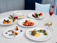 【ソファ席確約・12:00予約】テアトル・ド・アマデウス＋いちごのノンアルドリンク