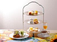 13:30 [Weekdays] Nara Hotel Early Summer Afternoon Tea