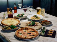 〈〈PARTY PLAN〉〉＋1250円でプレミアム飲み放題にグレードアップ！