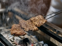 おまかせ鮨コース（黒毛和牛の炭火焼き付／お祝い用鯛付き）