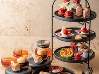 〈土日祝日限定〉ストロベリーアフタヌーンティー（15:00入店）