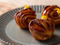 A special afternoon tea presented by former noma head pastry chef Stefano Ferraro with unlimited sparkling wine [including unlimited coffee, tea, and soft drinks]